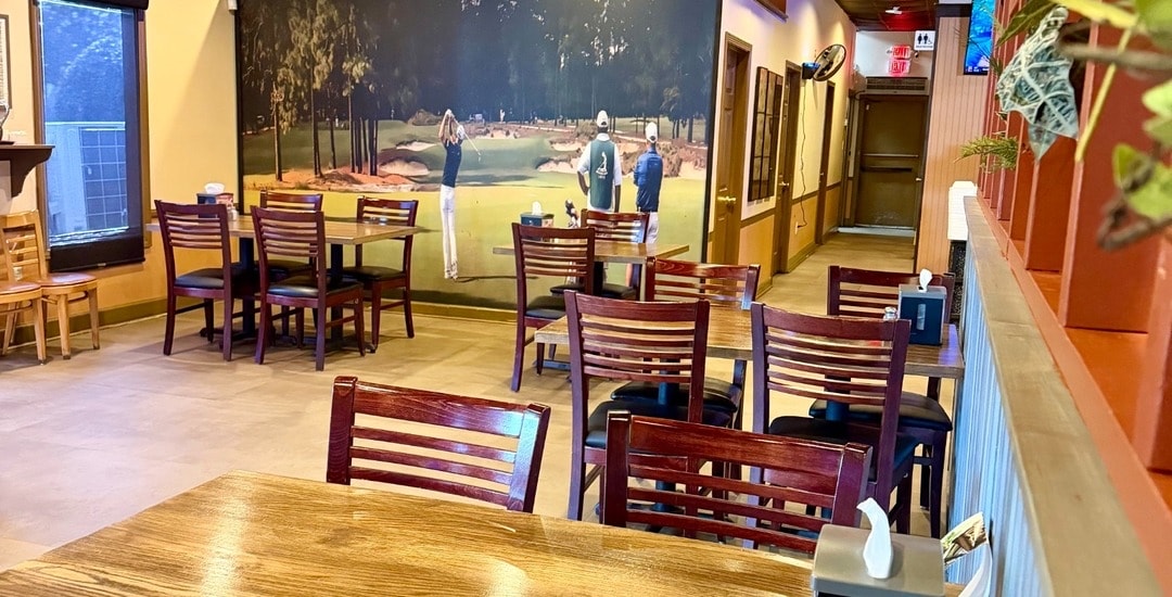Casa Santa Ana dining room interior