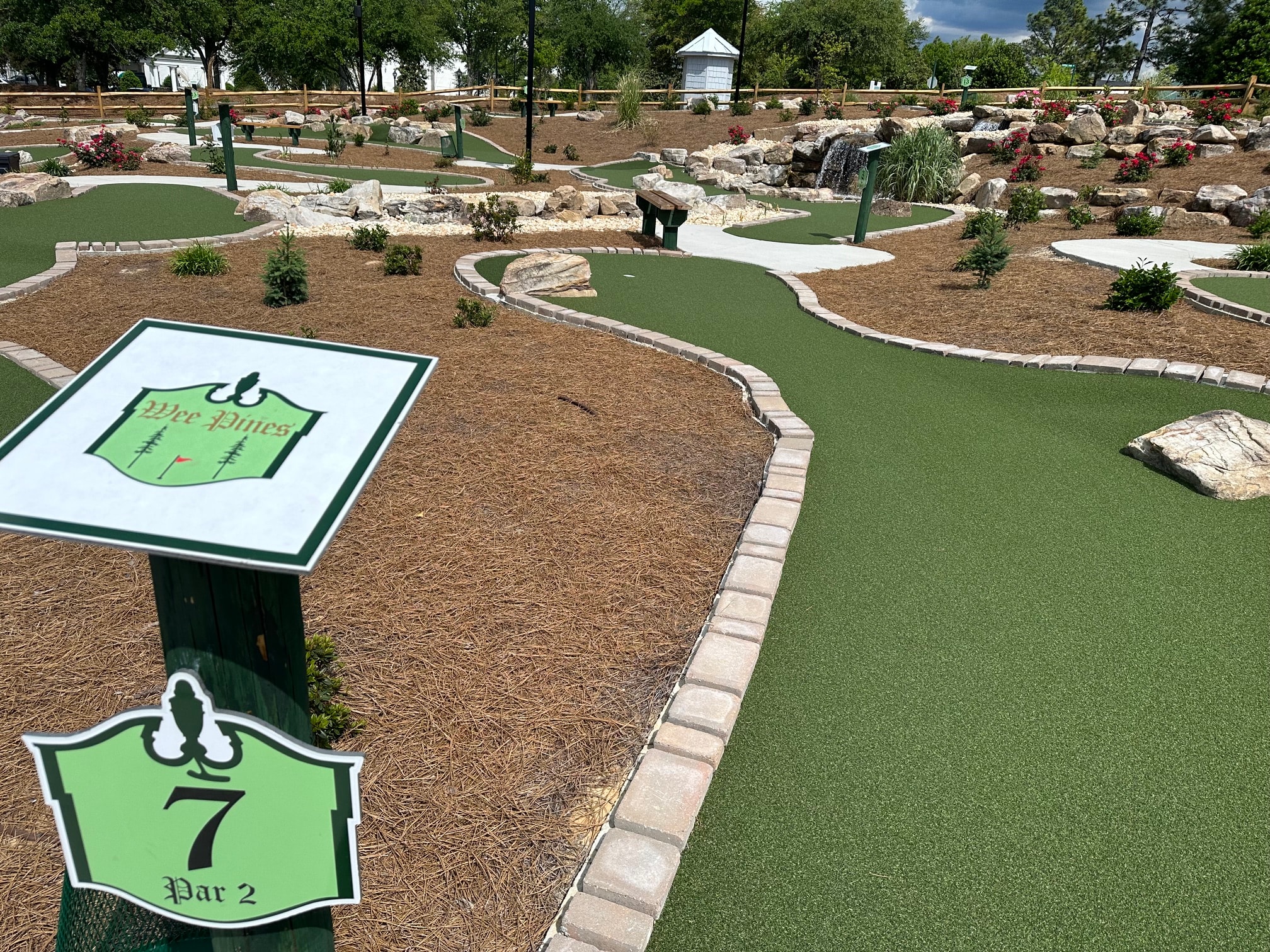 Wee Pines Mini Golf